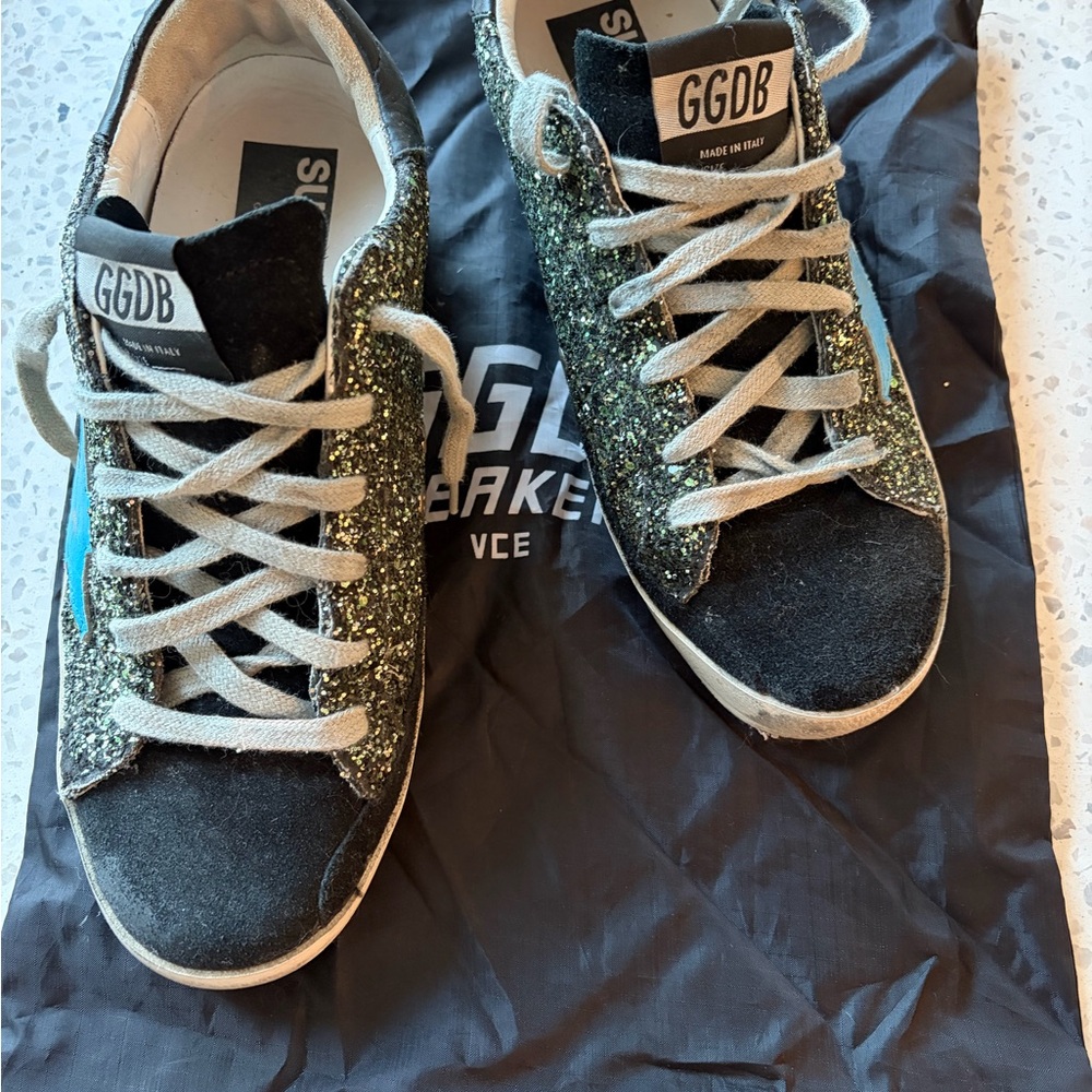 Golden Goose Superstar size 38